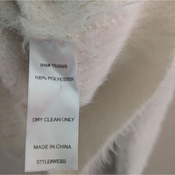 Slate and Willow Fuzzy Eyelash Argyle White Crop Cardigan Sweater Size XS - Picture 7 of 10